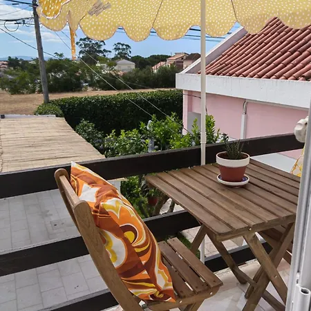 Casinha Do Chico Charneca (Setubal)